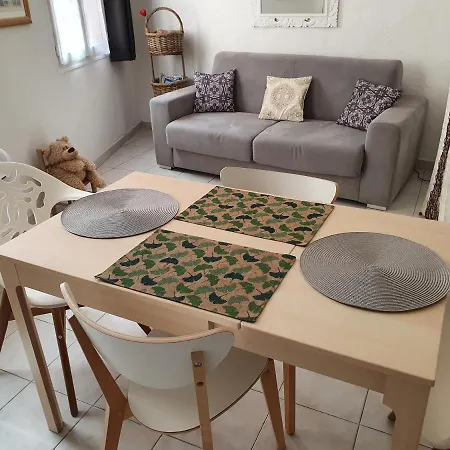 Suquet 22 - 2 Pieces, Cannes Coeur Historique, Calme, Plage A 300M, Parking Buitenkant foto
